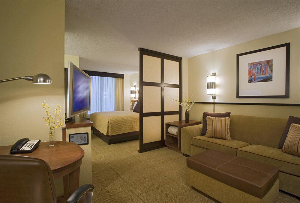 Hyatt Place Nashville/Hendersonville Interior photo